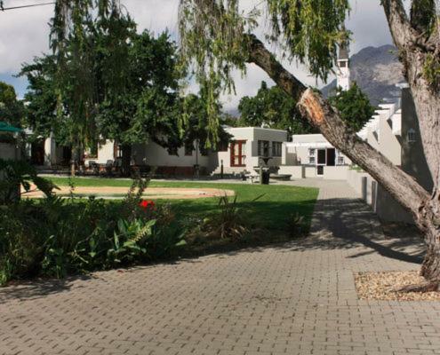 The Village Guesthouse Сірес Екстер'єр фото